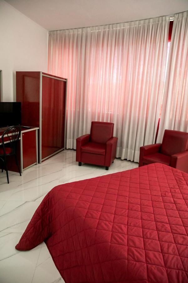 Hotel Sica Montecorvino Rovella Екстериор снимка