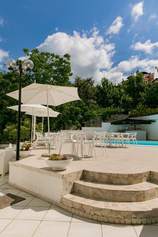 Hotel Sica Montecorvino Rovella Екстериор снимка