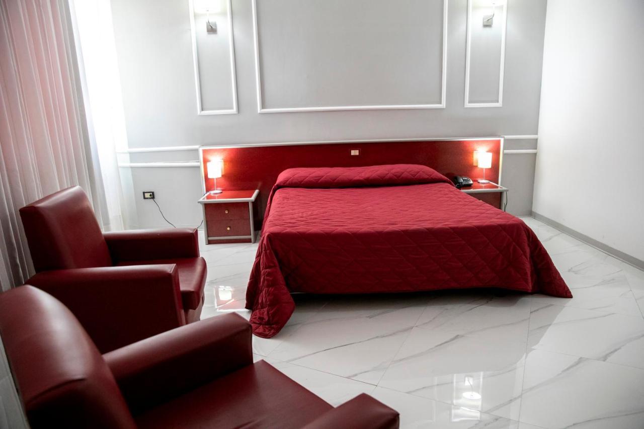 Hotel Sica Montecorvino Rovella Екстериор снимка