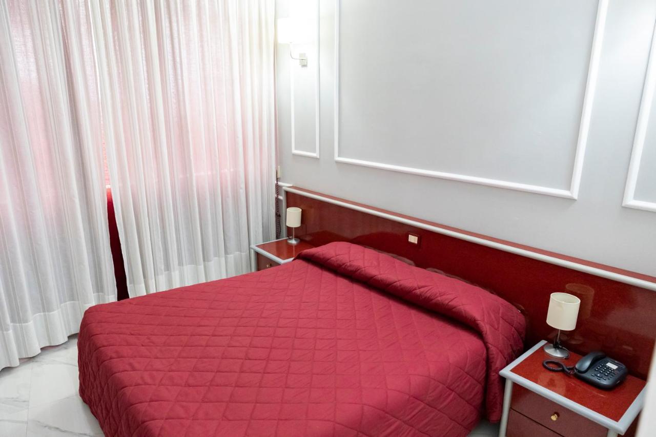 Hotel Sica Montecorvino Rovella Екстериор снимка