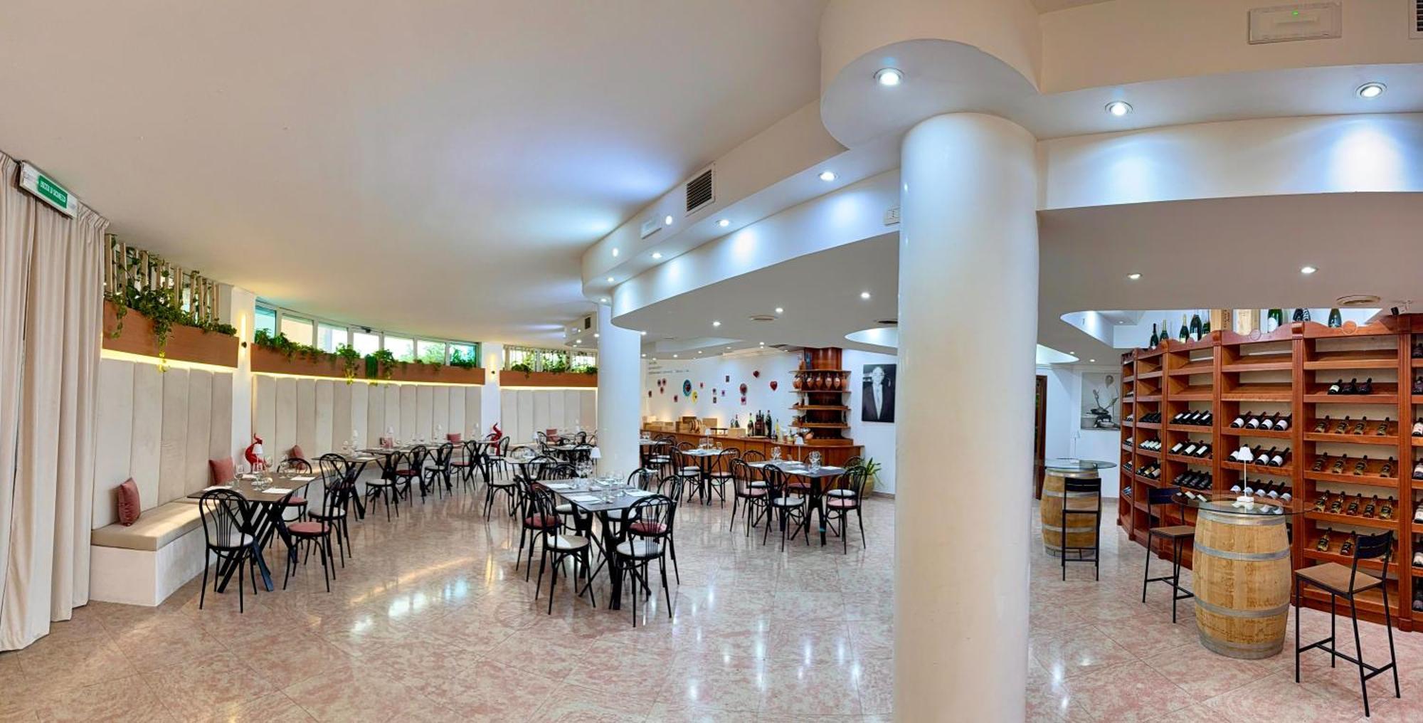 Hotel Sica Montecorvino Rovella Екстериор снимка
