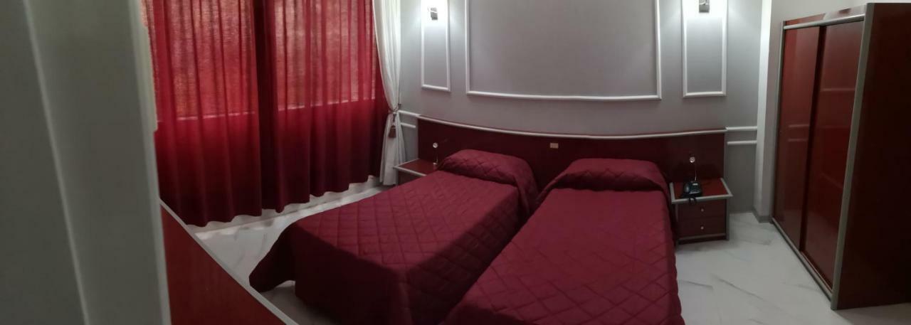 Hotel Sica Montecorvino Rovella Екстериор снимка